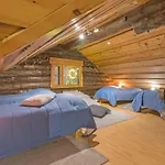 Menninkaeisenkolo By Interhome *
