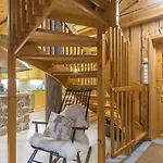 بيت للعطل Menninkaeisenkolo By Interhome *