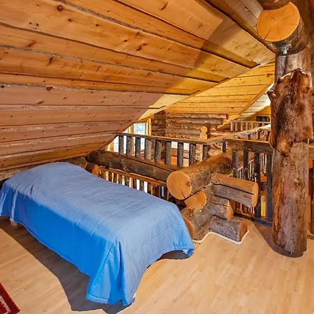 Menninkaeisenkolo By Interhome Holiday home Akaslompolo