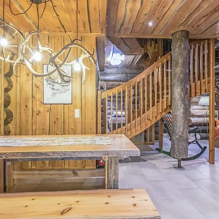 Semesterbostad Menninkaeisenkolo By Interhome