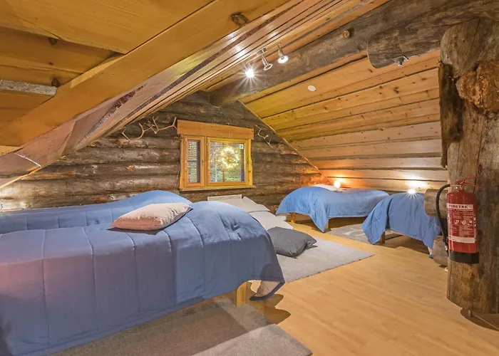 Menninkaeisenkolo By Interhome *